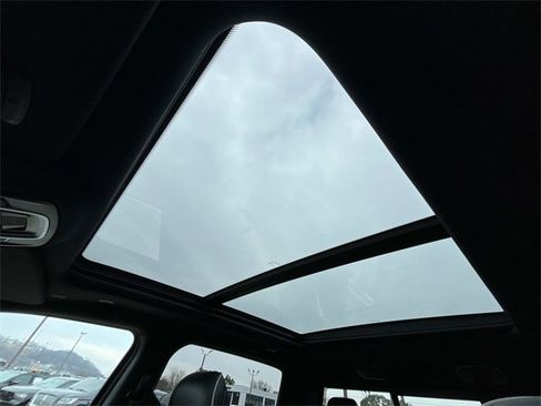 Used 2025 RAM 1500 Limited image 30