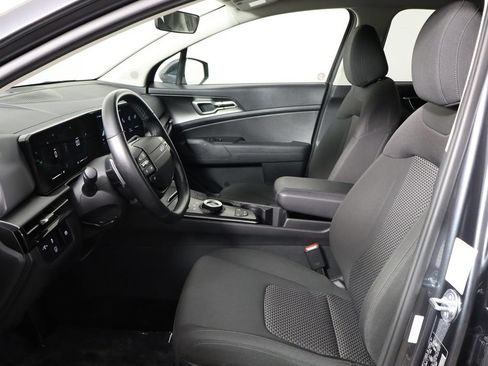 Used 2026 Kia Sportage LX FWD image 14