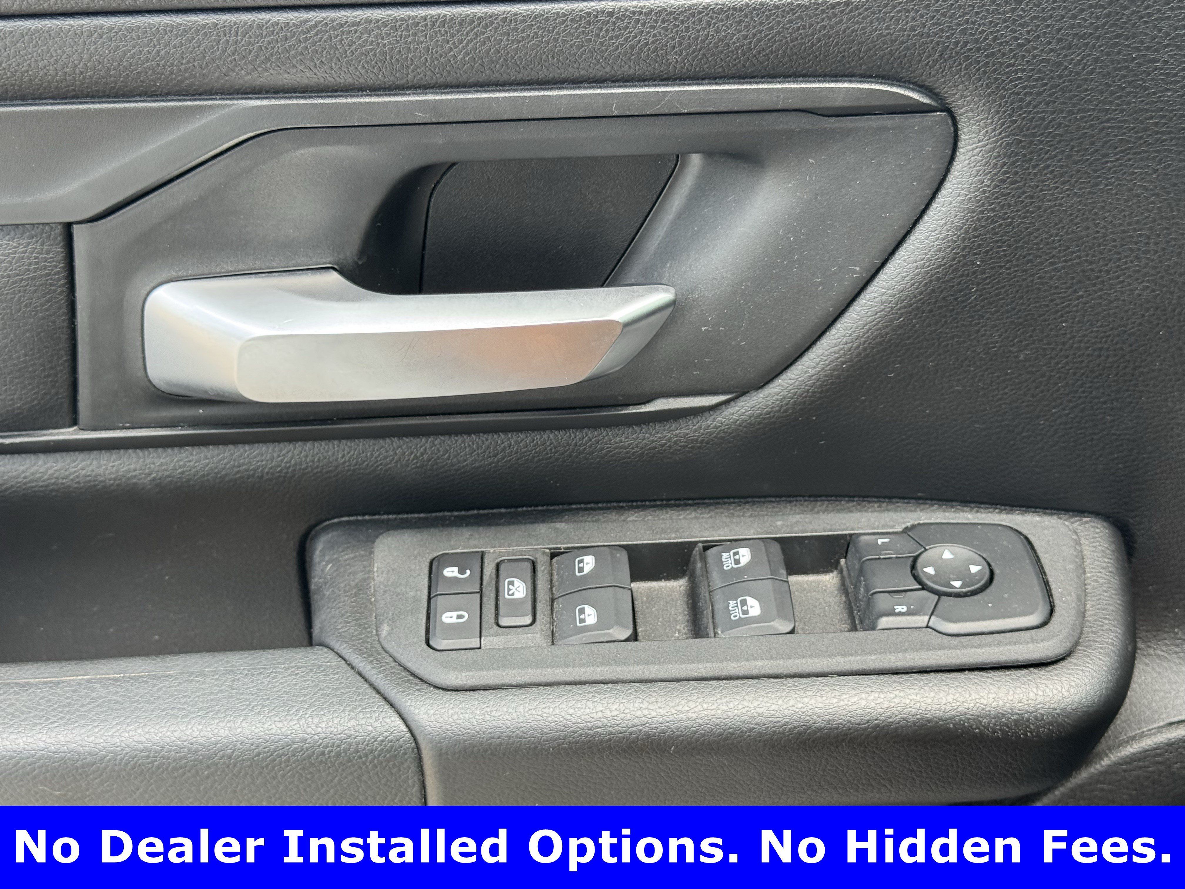 Used 2025 RAM 1500 Warlock AWD/4WD image 22