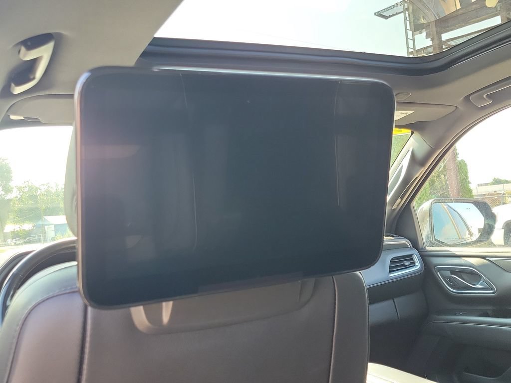 Used 2021 GMC Yukon AT4 w/ AT4 Premium Plus Package AWD/4WD image 18