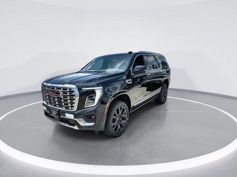New 2026 GMC Yukon Denali w/ Denali Reserve Package AWD/4WD image 4