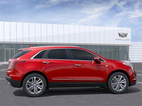 New 2026 Cadillac XT5 Premium Luxury image 5