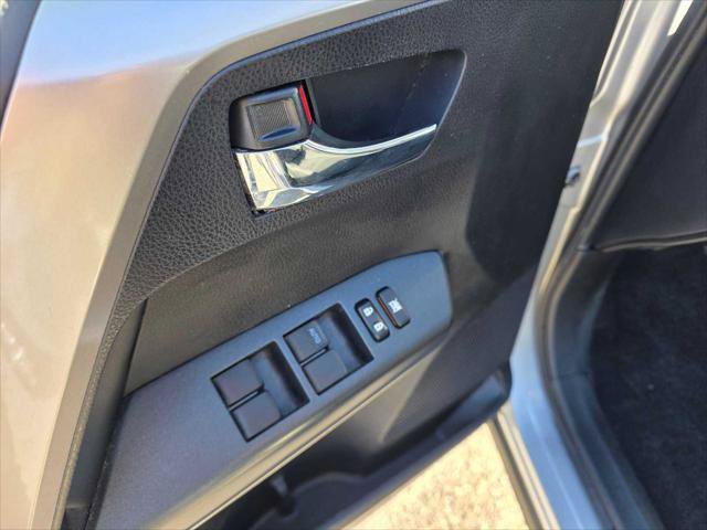 Used 2018 Toyota RAV4 XLE FWD image 23