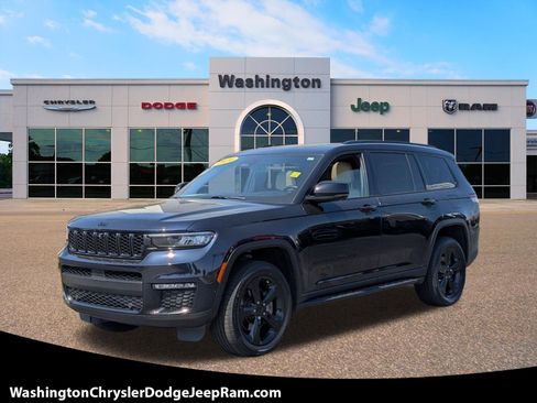 Certified 2024 Jeep Grand Cherokee L Limited w/ Luxury Tech Group II image 1