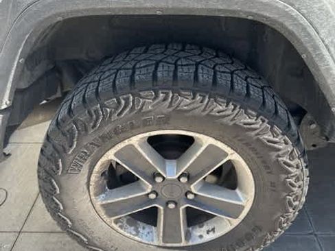 Used 2021 Jeep Wrangler Unlimited Sahara w/ Safety Group image 5