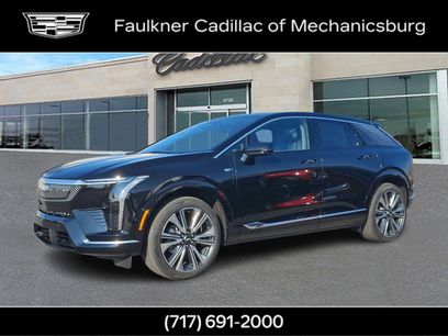 New 2025 Cadillac Optiq Luxury 2