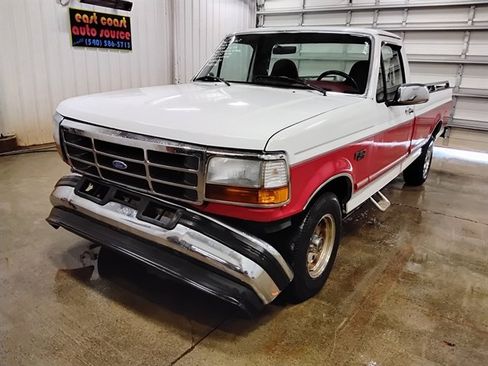 Used 1996 Ford F150 Lariat RWD image 4