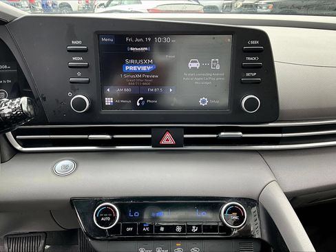 Used 2022 Hyundai Elantra SEL w/ Cargo Package FWD image 17