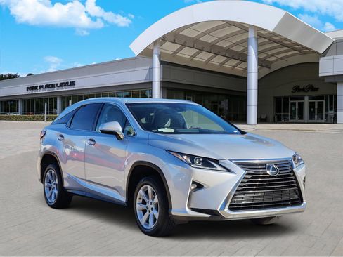 Used 2017 Lexus RX 350 FWD image 2