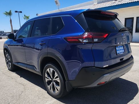 Used 2023 Nissan Rogue SV FWD image 7