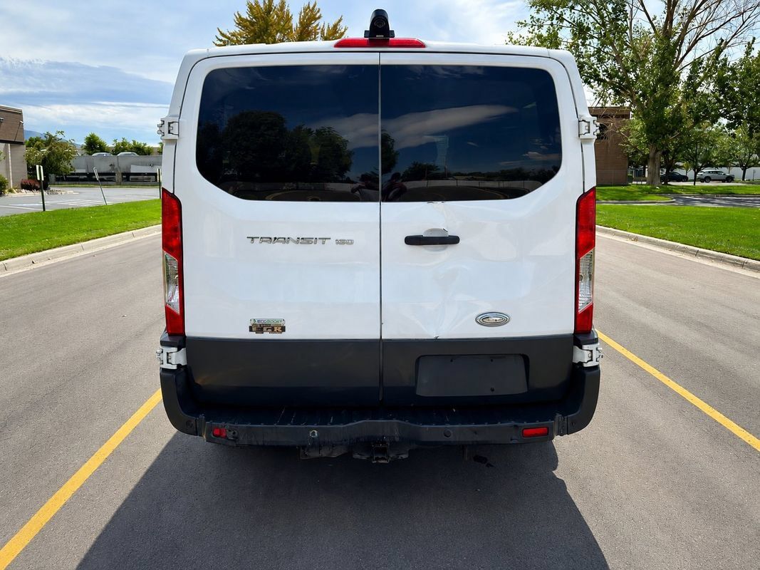 Used 2015 Ford Transit 150 XL RWD image 4