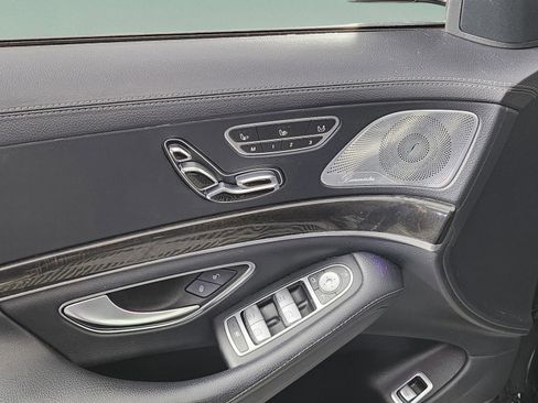 Used 2019 Mercedes-Benz S 450 Sedan image 9