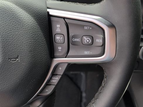 Used 2025 RAM 1500 Big Horn AWD/4WD image 28