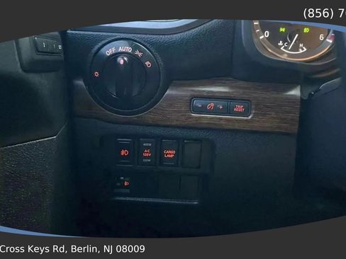 Used 2016 Nissan Titan Platinum Reserve image 28