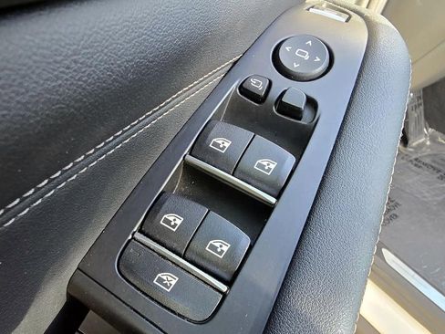 Used 2024 BMW X5 sDrive40i RWD image 14