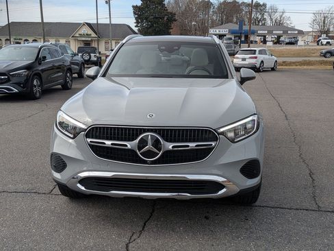 Certified 2025 Mercedes-Benz GLC 300 4MATIC image 8