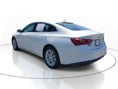 Used 2023 Chevrolet Malibu LT w/ Driver Confidence Package FWD image 4
