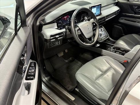 Used 2021 Lincoln Corsair Standard w/ Equipment Group 101A image 10