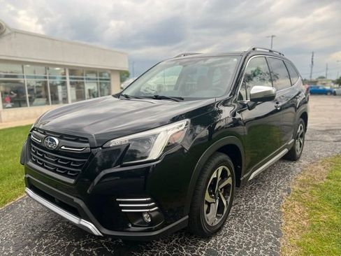 Used 2023 Subaru Forester Touring AWD/4WD image 4