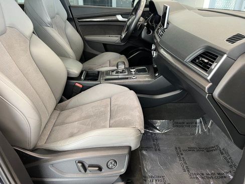 Used 2018 Audi SQ5 Premium Plus w/ Navigation Package AWD/4WD image 13