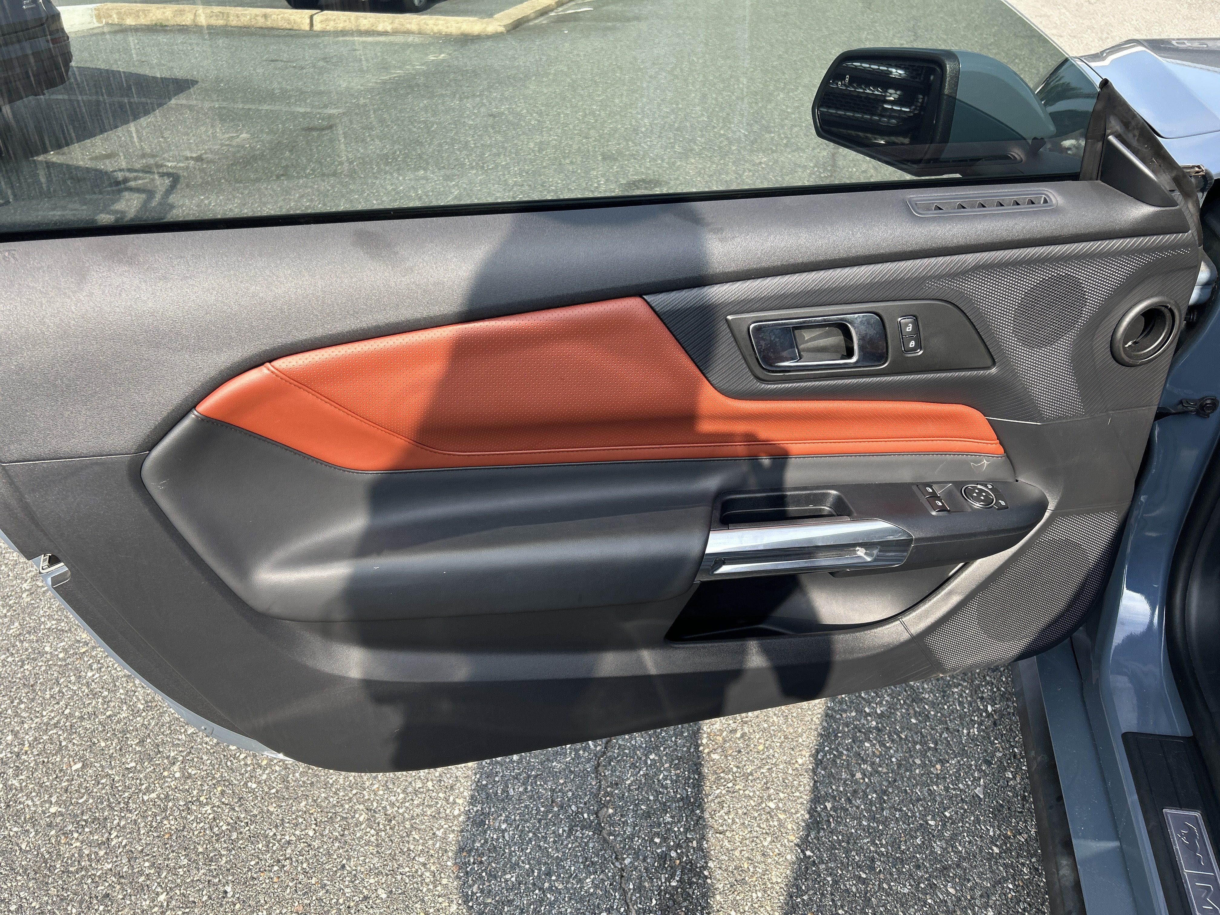 Used 2024 Ford Mustang Premium RWD image 9