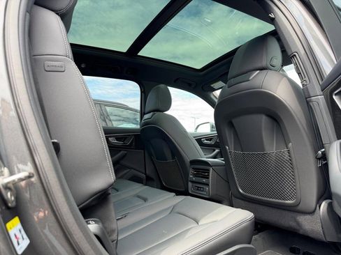 New 2026 Audi Q7 2.0T Premium image 6