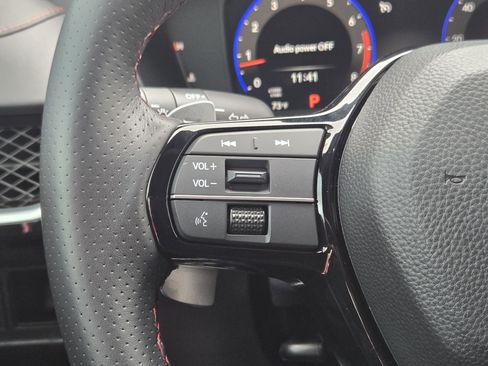 Certified 2025 Acura ADX A-Spec image 29