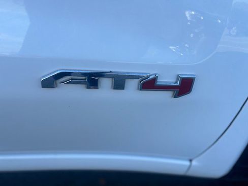 Used 2021 GMC Sierra 1500 AT4 w/ AT4 Premium Package image 8