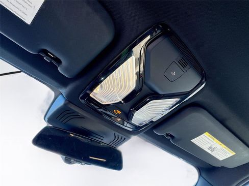 Used 2019 BMW X3 sDrive30i w/ Driving Assistance Package image 9