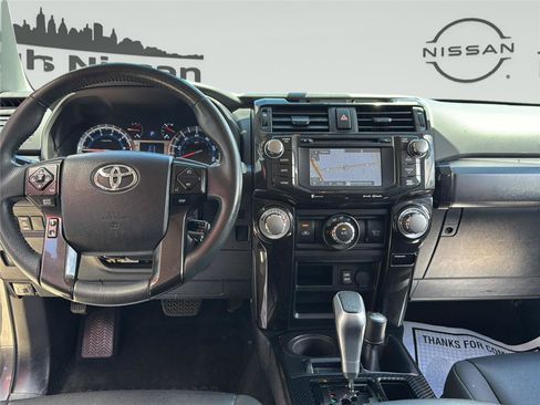 Used 2019 Toyota 4Runner TRD Off-Road Premium AWD/4WD image 30