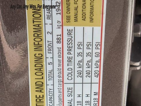 Used 2019 Chevrolet Blazer LT image 13