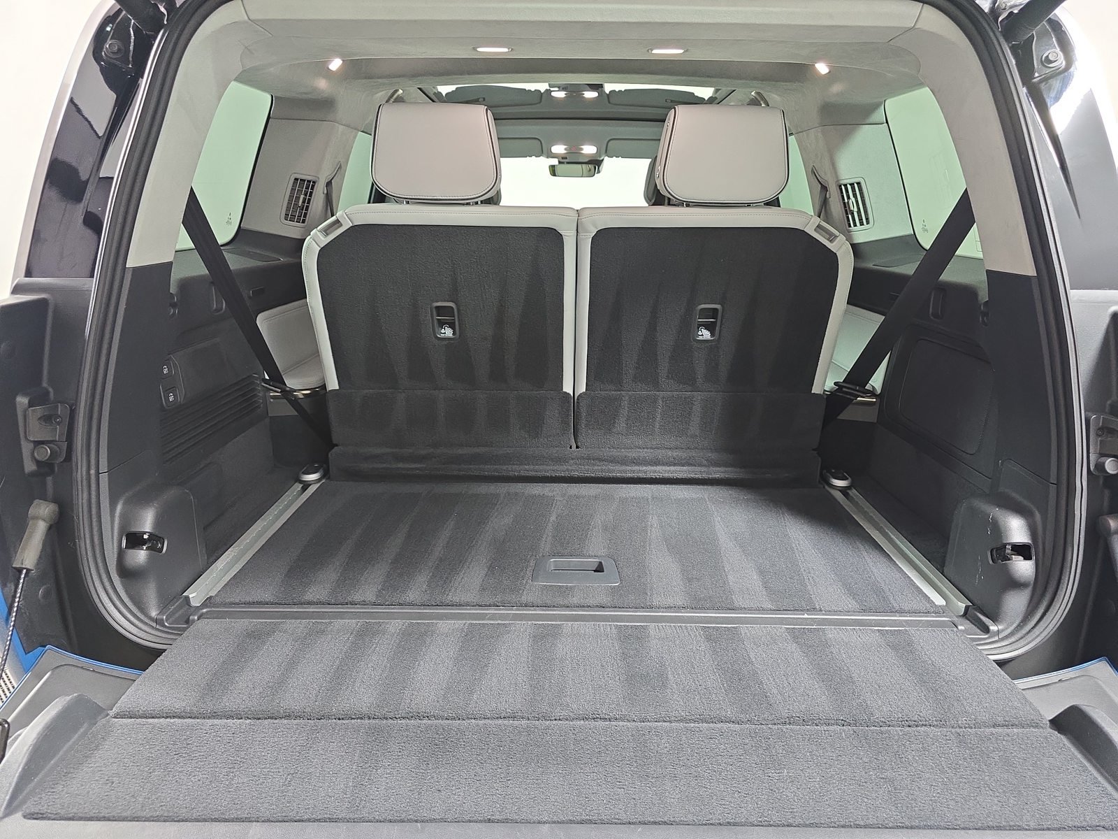 Used 2023 Rivian R1S Launch Edition Quad AWD/4WD image 15