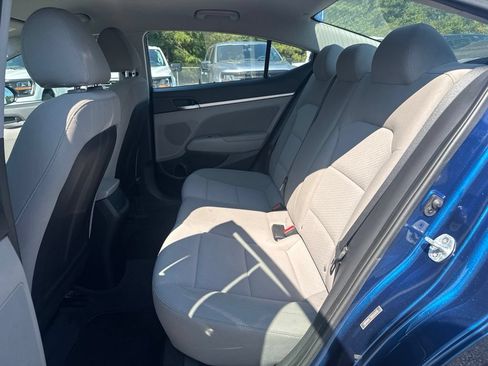 Used 2019 Hyundai Elantra SEL FWD image 10