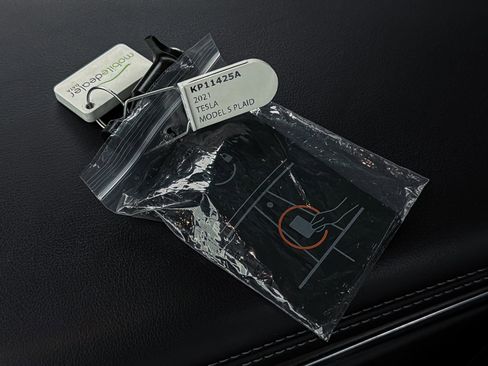 Used 2021 Tesla Model S Plaid image 27