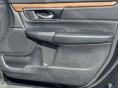 Used 2022 Honda CR-V Touring image 28