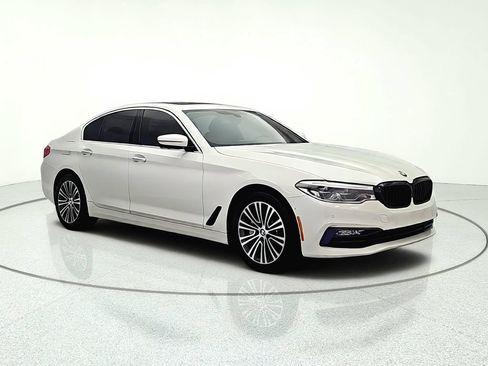 Used 2017 BMW 530i xDrive AWD/4WD image 9