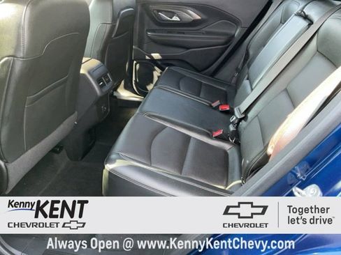 Used 2023 GMC Terrain SLT w/ LPO, Floor Liner Package image 20