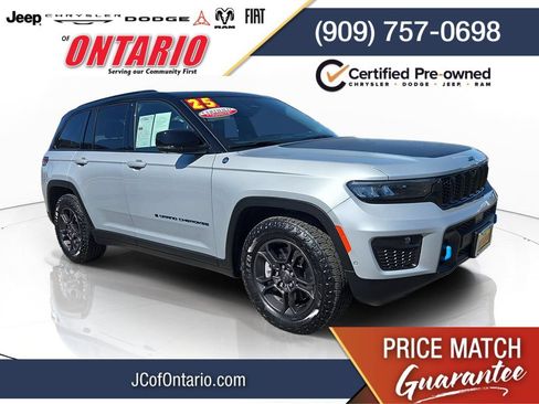 Certified 2025 Jeep Grand Cherokee Trailhawk w/ Advanced Protech Group II AWD/4WD image 1