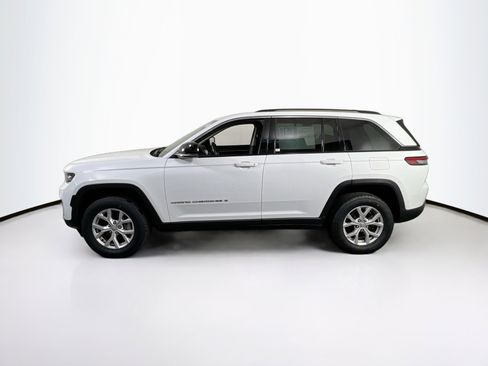 Used 2022 Jeep Grand Cherokee Limited image 8