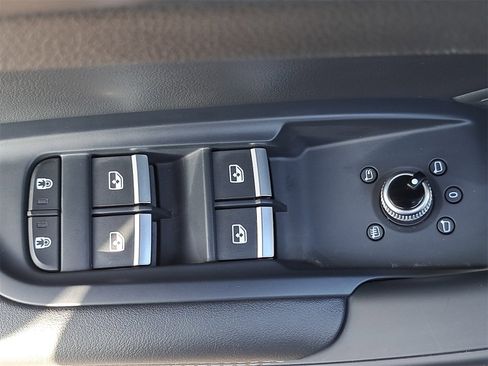 Used 2023 Audi Q5 2.0T Premium Plus w/ Premium Plus Package image 30