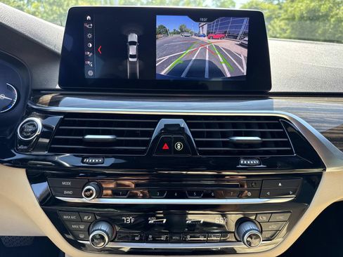 Used 2019 BMW 540i xDrive AWD/4WD image 30