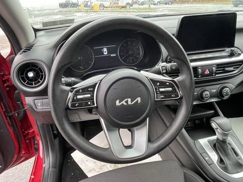 Certified 2023 Kia Forte LXS image 23