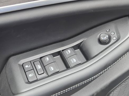 New 2026 Jeep Grand Cherokee Altitude image 20