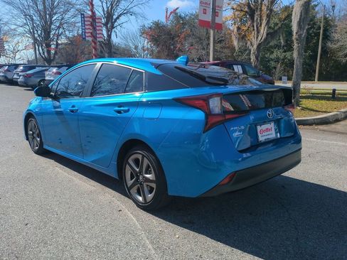 Certified 2022 Toyota Prius Limited image 7