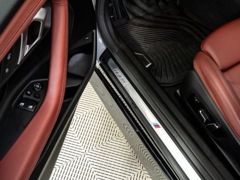 Used 2024 BMW 230i xDrive Coupe w/ Premium Package image 8