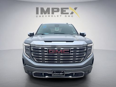 Used 2025 GMC Sierra 1500 Denali w/ Denali Reserve Package AWD/4WD image 8