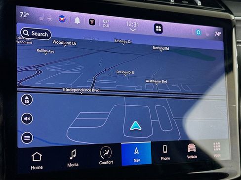 Used 2023 Jeep Grand Cherokee Limited w/ Black Appearance Package image 22