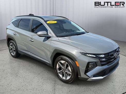 Used 2025 Hyundai Tucson SEL FWD image 8