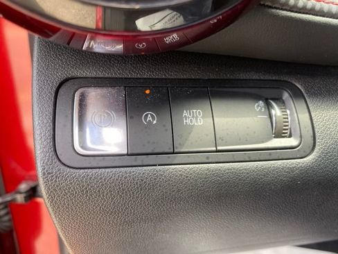Used 2025 Chevrolet Equinox RS FWD image 19