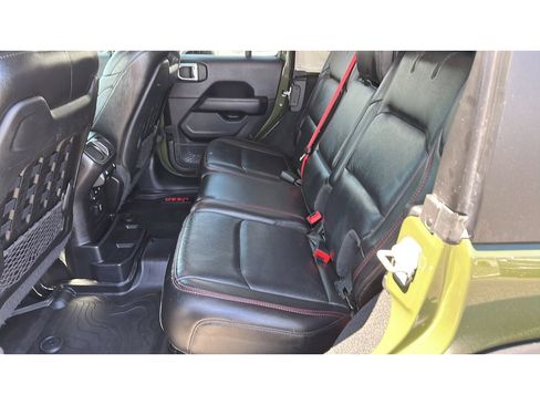 Used 2020 Jeep Wrangler Unlimited Rubicon w/ Quick Order Package 28Y Recon AWD/4WD image 18